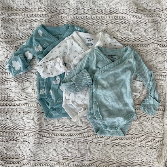 Carter’s Set of 3 Newborn Wrap Onsies